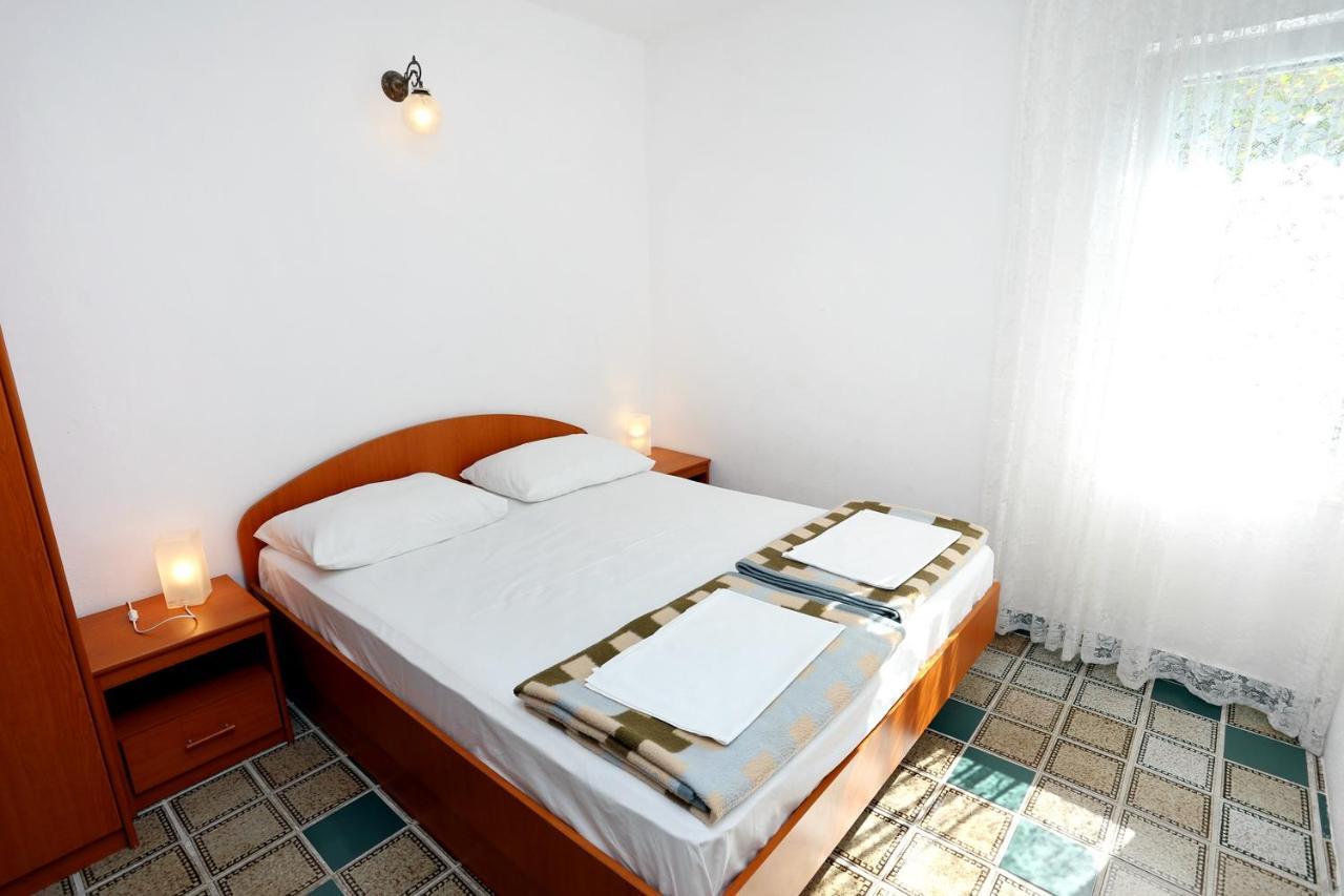 Apartments By The Sea Pisak, Omis - 1014 Esterno foto