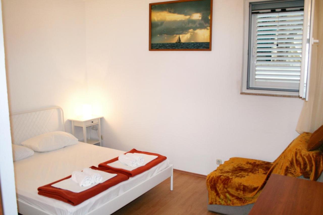 Apartments By The Sea Pisak, Omis - 1014 Esterno foto